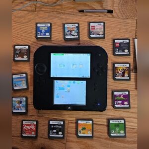 Nintendo 2DS Kids Starter Bundle + 13 Games | Charger, Case & Stylus | TestedNin